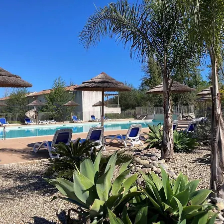 Avec Terrasse Et Acces Direct Et Piscine * Santa-Lucia-di-Moriani
