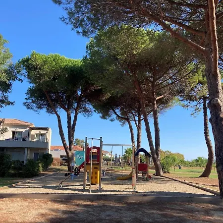 Avec Terrasse Et Acces Direct Et Piscine